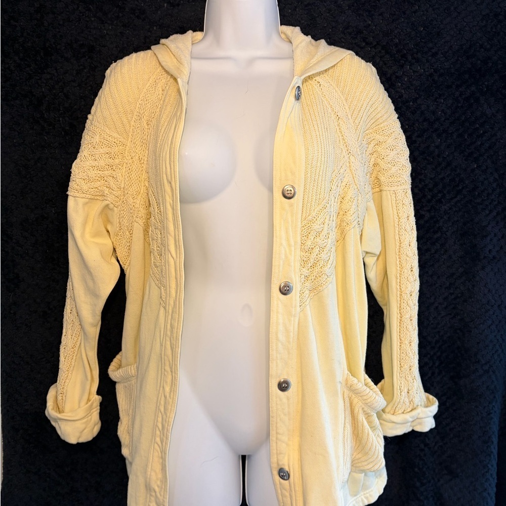 Vintage Cream Knit Button-Up Cardigan - Picture 2 of 8